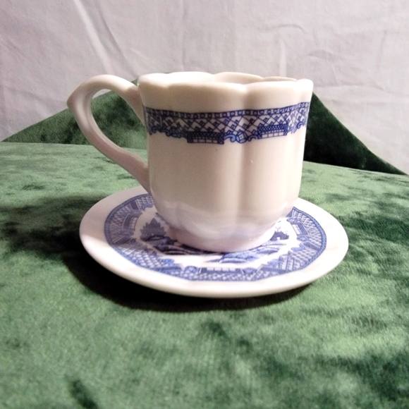 Child Size Porcelain Mug and Saucer Set - Picture 1 of 7